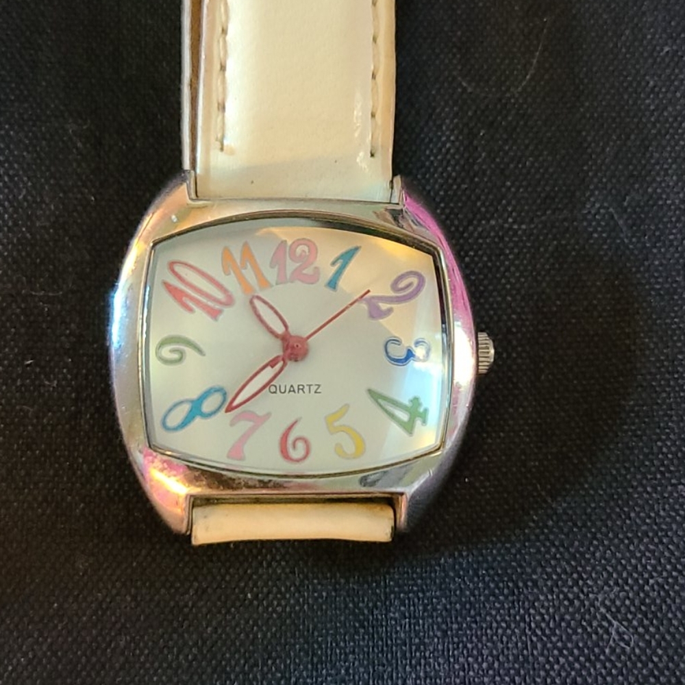 3 watches - Picture 4 of 5